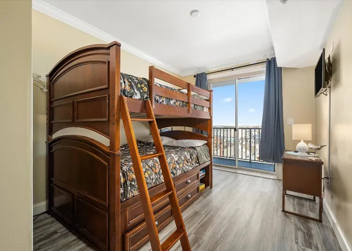 3 Bedroom Belmont Towers On Boardwalk: Ocean & Bay Views Apartment *