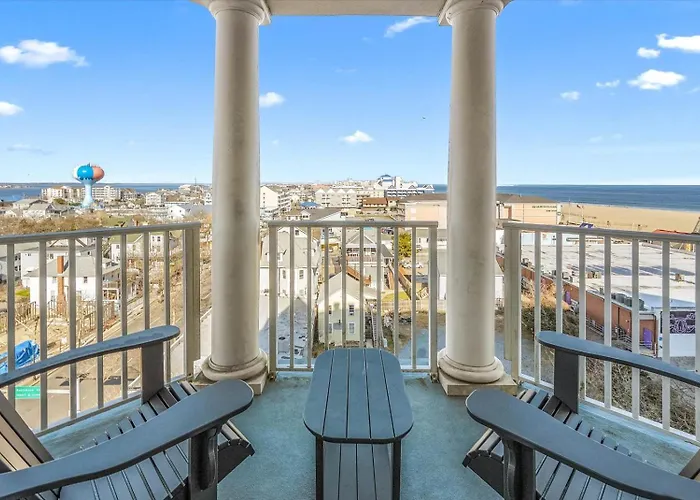 Apartment 3 Bedroom Belmont Towers On Boardwalk: Ocean & Bay Views