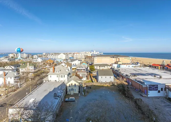 3 Bedroom Belmont Towers On Boardwalk: Ocean & Bay Views *