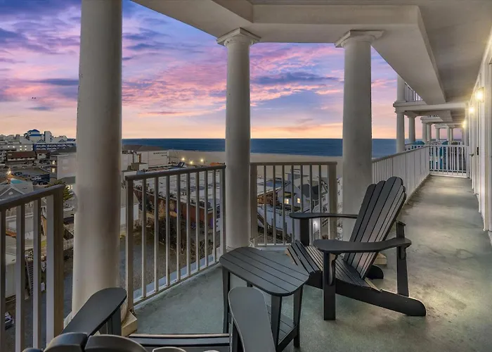 Apartment 3 Bedroom Belmont Towers On Boardwalk: Ocean & Bay Views