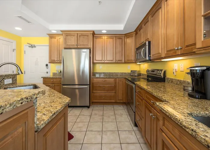 Apartment 3 Bedroom Belmont Towers On Boardwalk: Ocean & Bay Views *
