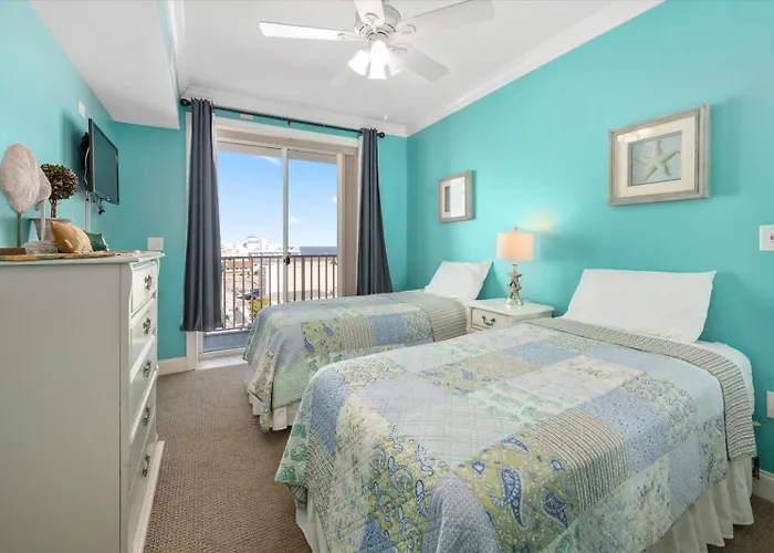 Apartment 3 Bedroom Belmont Towers On Boardwalk: Ocean & Bay Views *