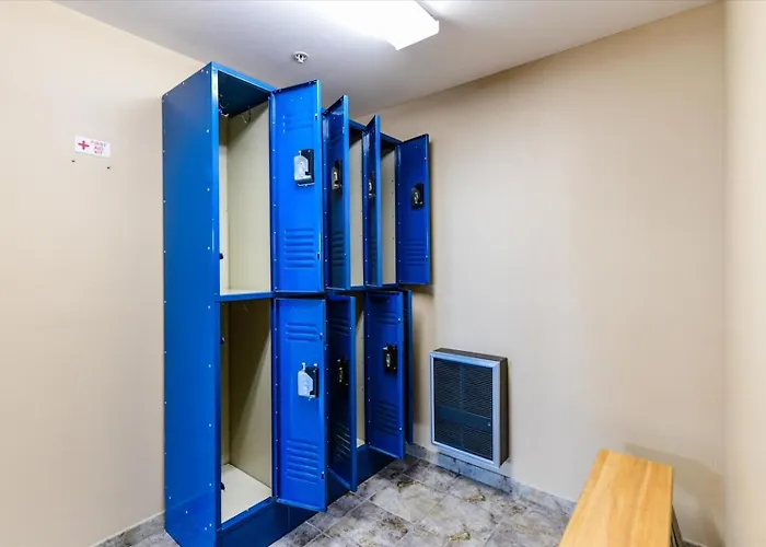 3 Bedroom Belmont Towers On Boardwalk: Ocean & Bay Views Apartment