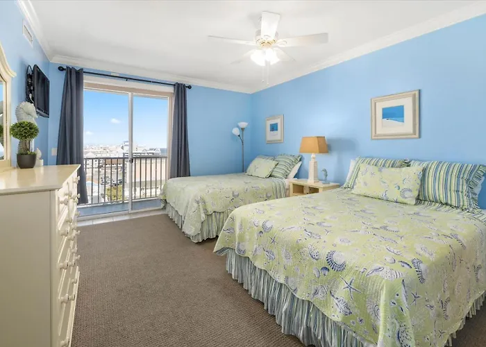 Apartment 3 Bedroom Belmont Towers On Boardwalk: Ocean & Bay Views *