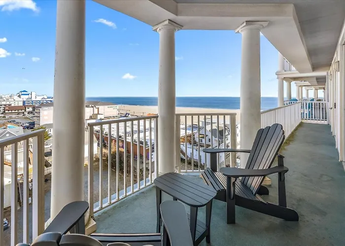 Apartment 3 Bedroom Belmont Towers On Boardwalk: Ocean & Bay Views